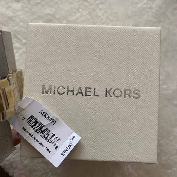 MK Watch for Men - Picture 2 of 3